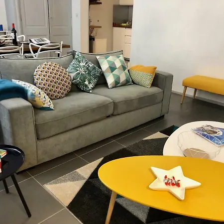 La Loge D'harcourt : Hypercentre Chic Et Moderne شقة