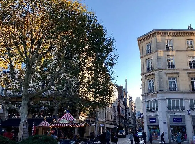 La Loge D'harcourt : Hypercentre Chic Et Moderne * רואן