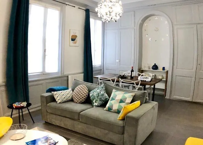La Loge D'harcourt : Hypercentre Chic Et Moderne